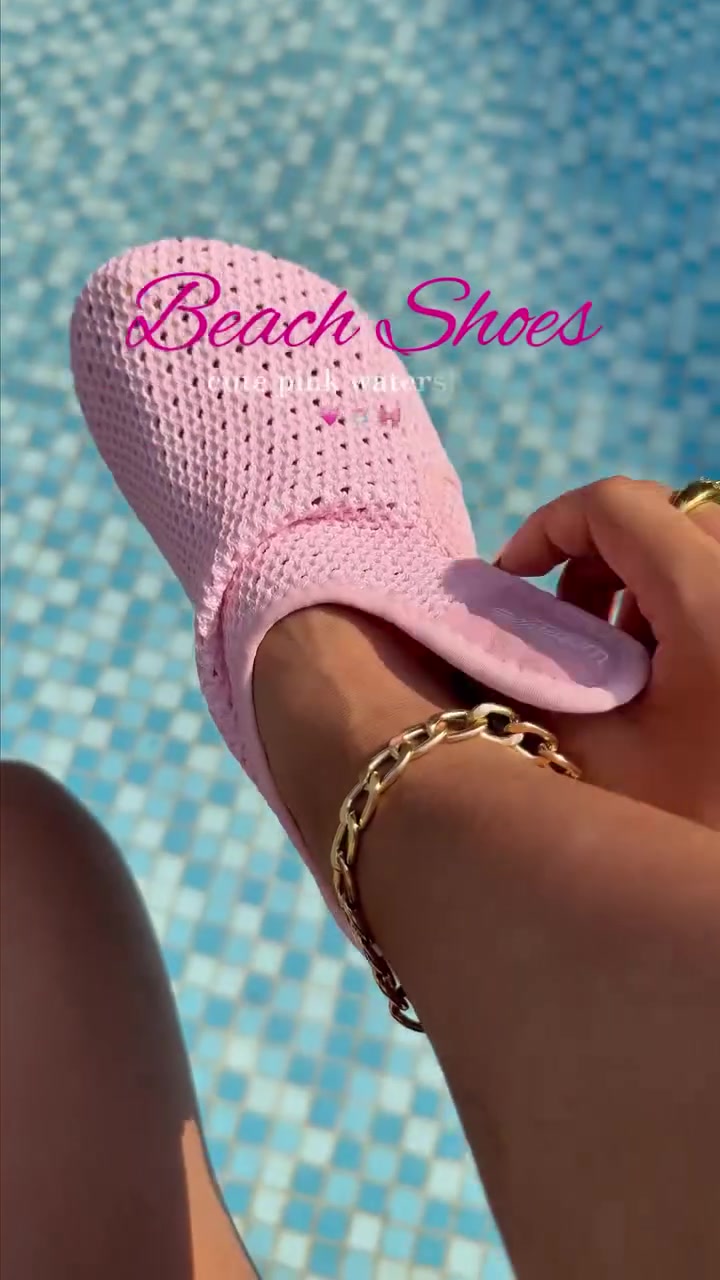 Here are the water shoes worth the hype for beach adventures