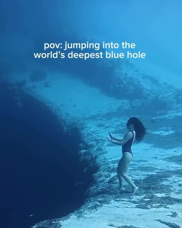 Diving into the Great Blue Hole of Belize
