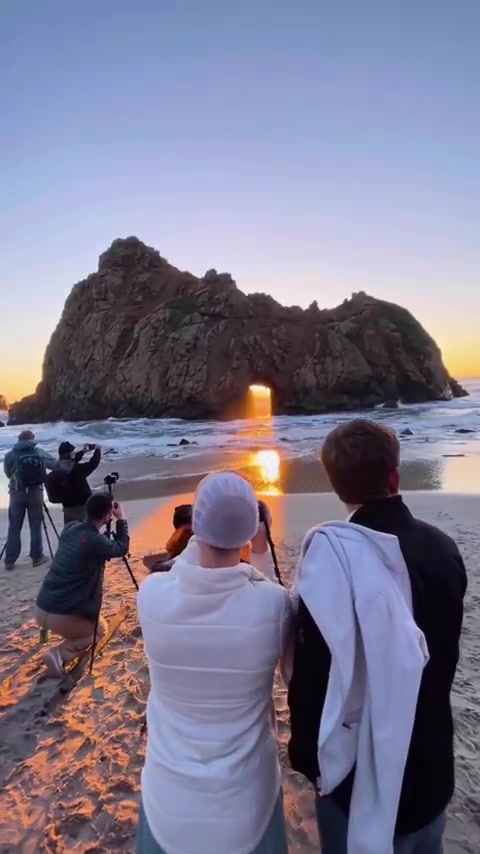 Sunset Photography Tips: Beach Arch Techniques