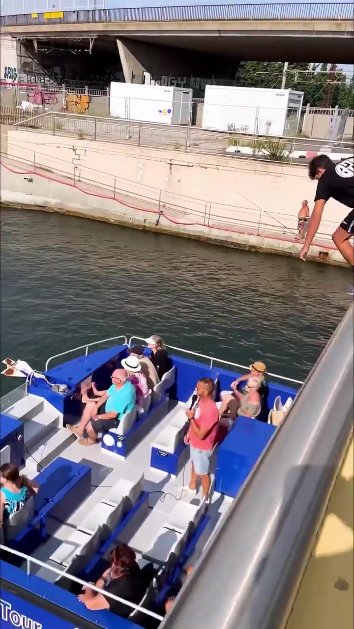 Frontignan Boat Tour with CANAUXRA SETE