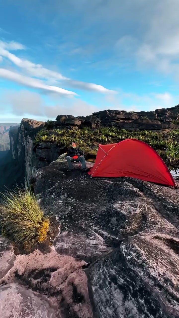 Mount Roraima Cliff Edge Camping with Tent