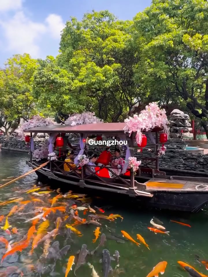 Guangzhou Travel: Boat, Cable Car, Architecture