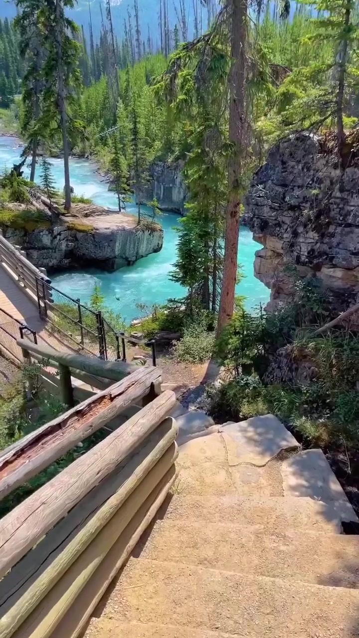 Turquoise River Canyon: Serene Mountain Landscape