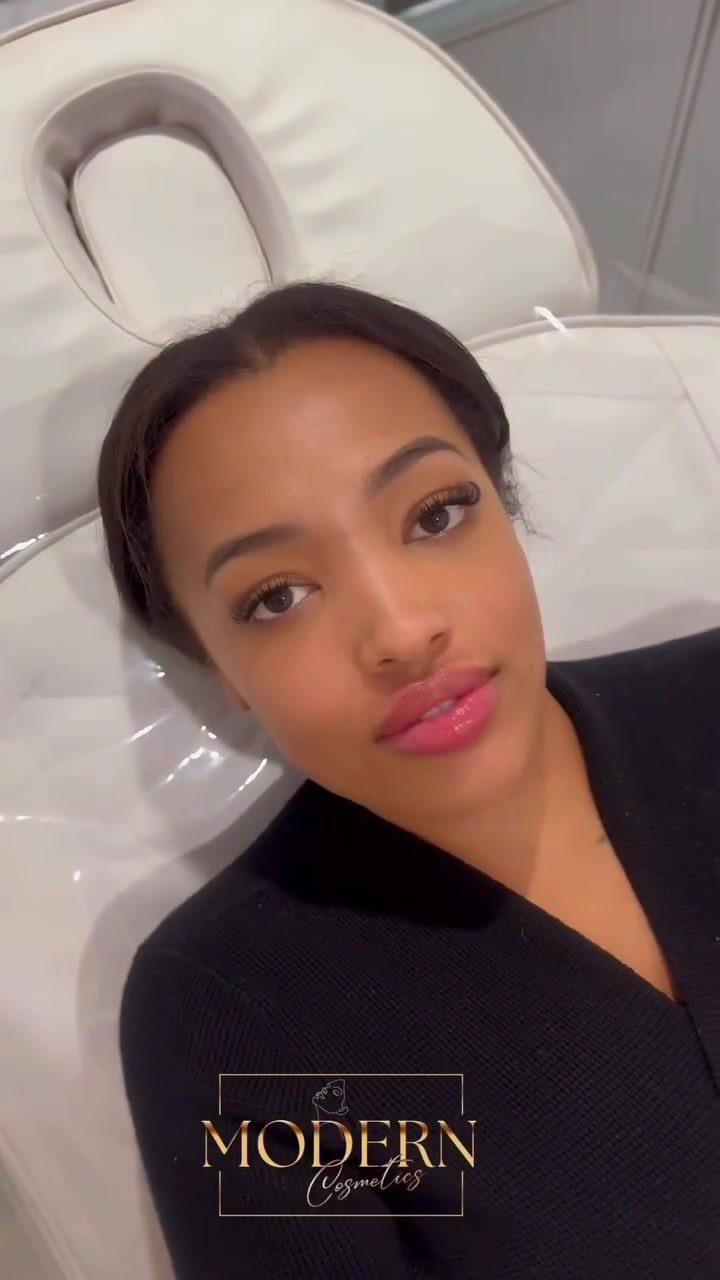 Personalized Lip Gloss Care Insights from Modern Cosmetics