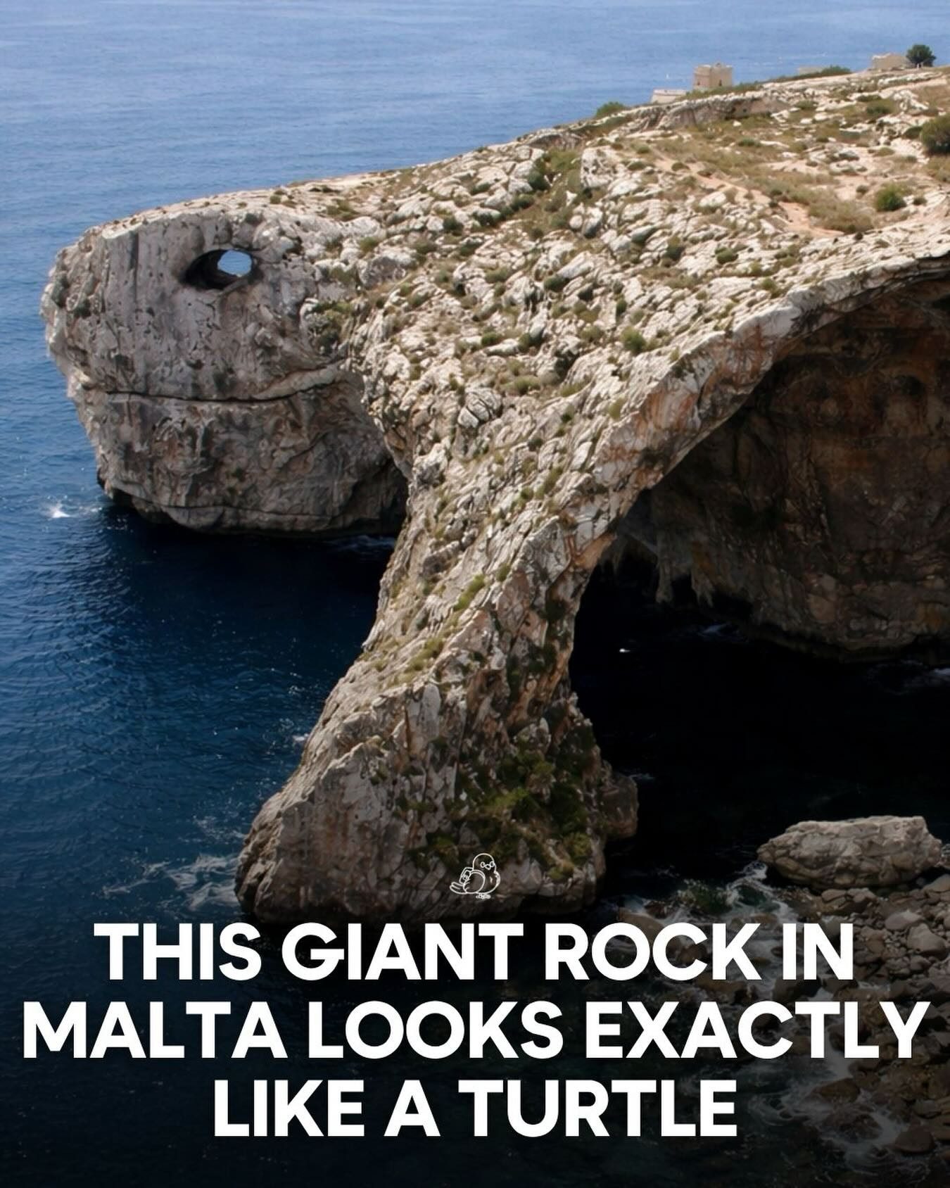 Discover Malta's Turtle Rock: A Giant Natural Wonder