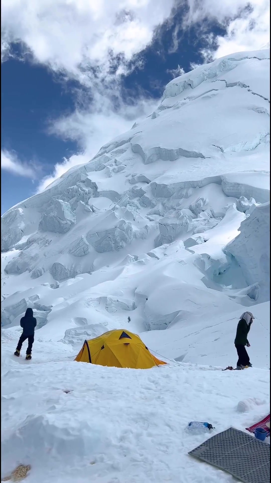 Mountaineering Expedition: Glacier Camp Setup