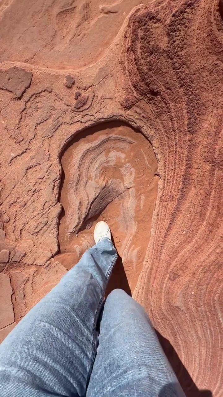 Grand Canyon Horseshoe Bend: A Planet-like Experience
