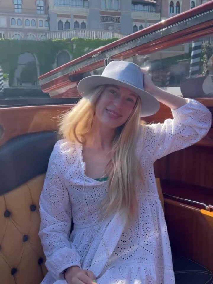 Celebrating Tiffany's Birthday in Venice: A Gondola Adventure
