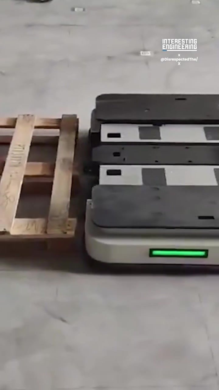 Autonomous Robots Enhance Warehouse Operations