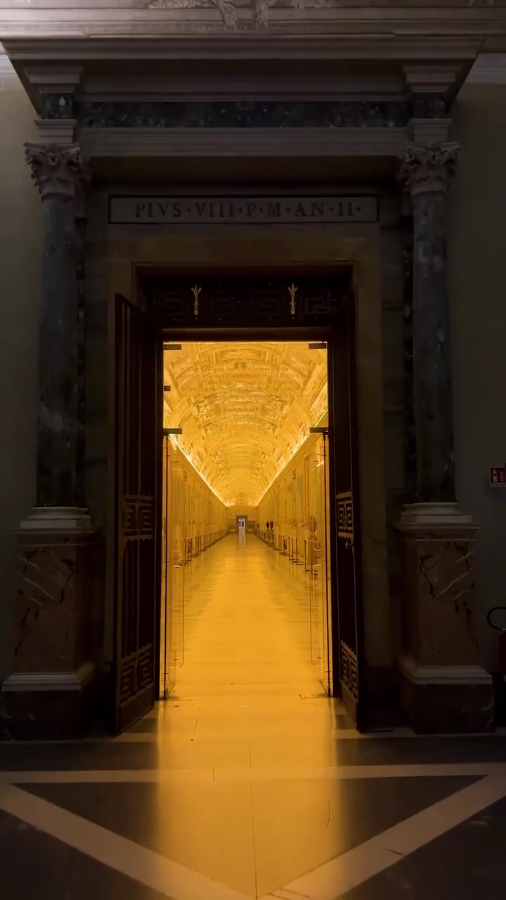 Vatican Corridor: Ornate Art and Architecture