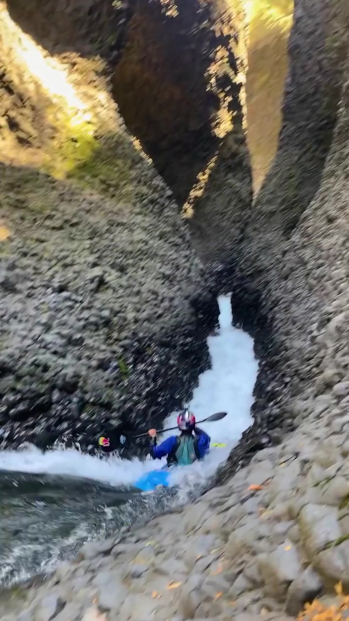Kayaking Narrow Canyon: Skill and Beauty