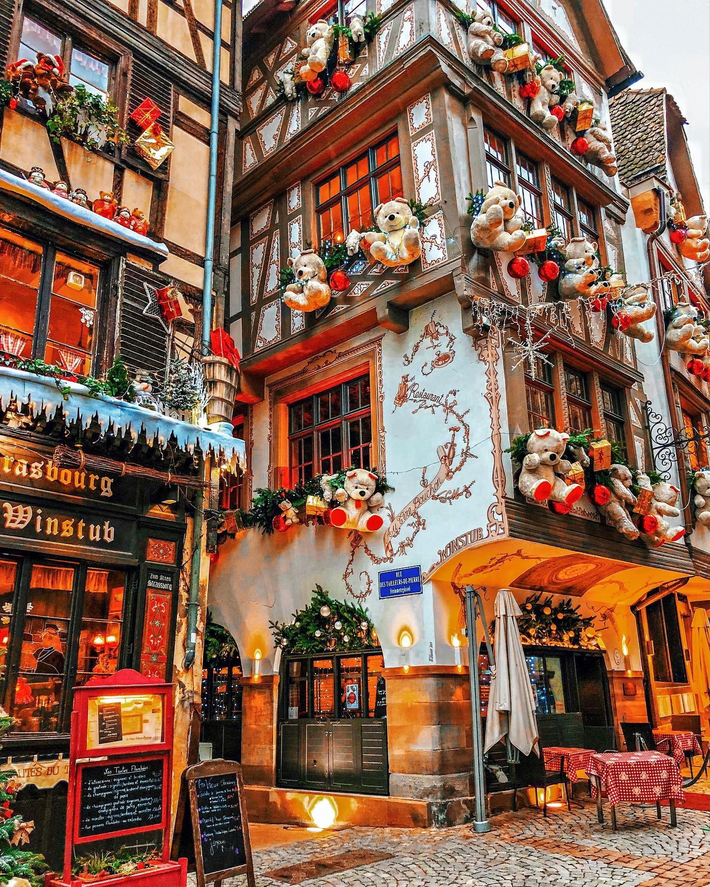 Colmar's Charming Christmas Decorations with Teddy Bears
