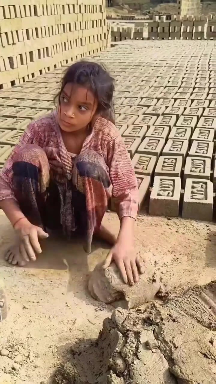 Ancient Brick Making Process Builds Cities in India and Pakistan