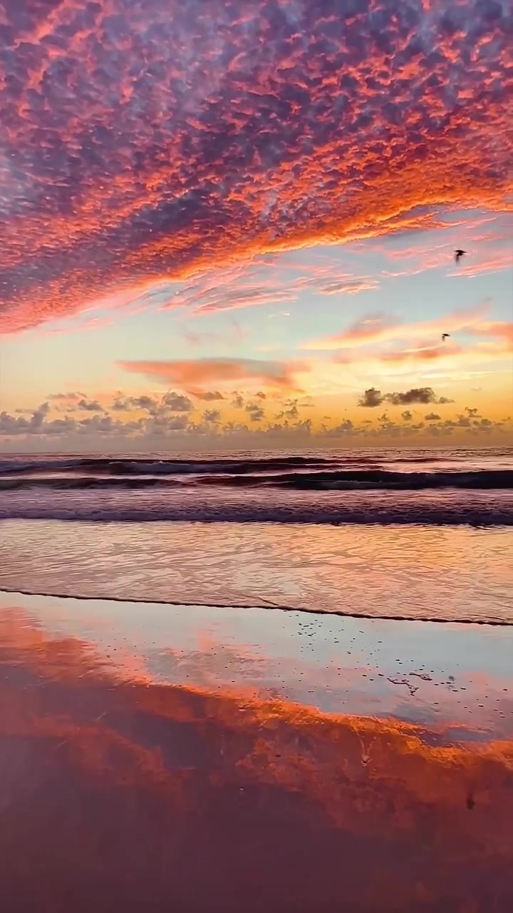 Daytona Beach Sunrise: Florida's Iconic Morning Scene