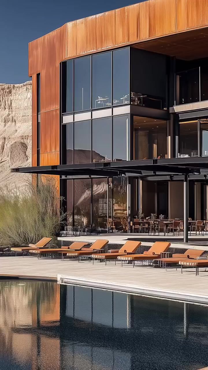 Grand Canyon Luxury Home: Modern Design Meets Nature