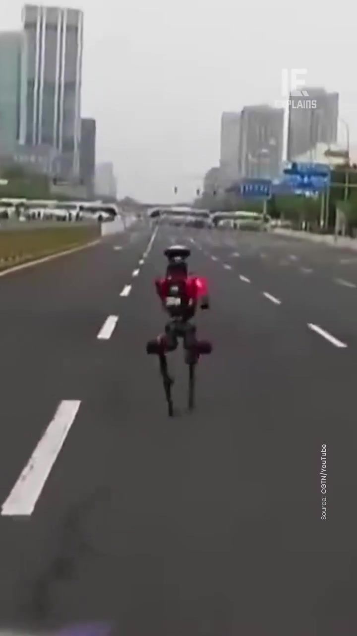 China's Robots: Half Marathon Record and Strategic Vision