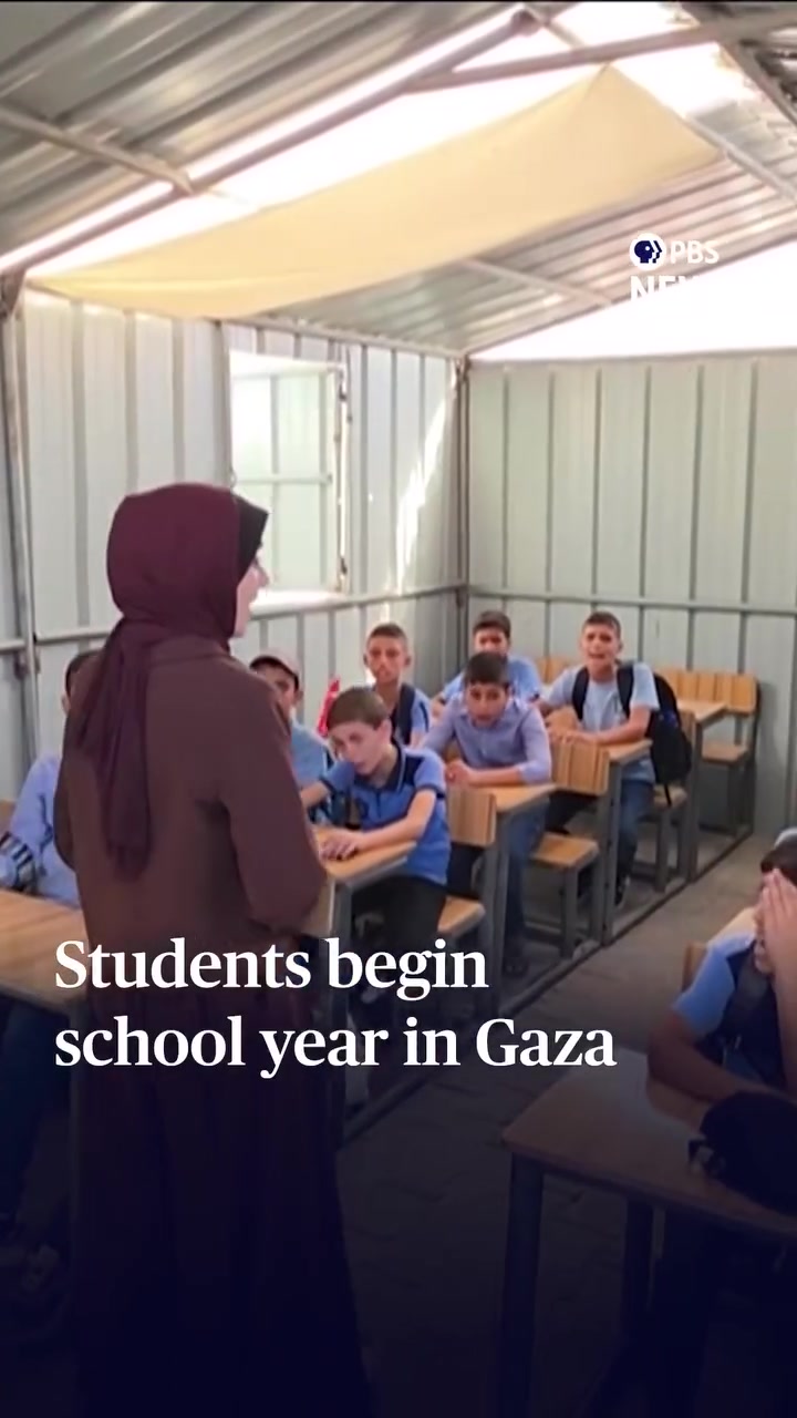 Gaza Students Resiliently Return to School Amid War