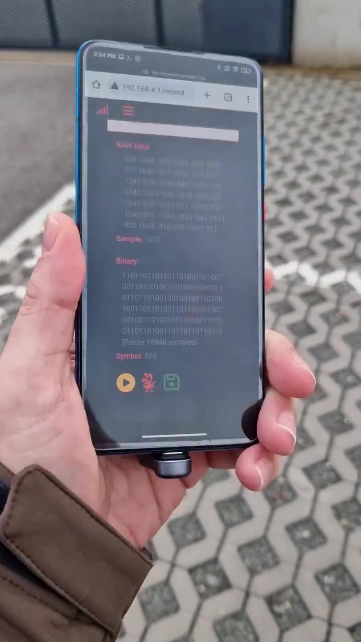 Exploring the Evil Crow RF V2A: Smartphone-Controlled RF Hacking