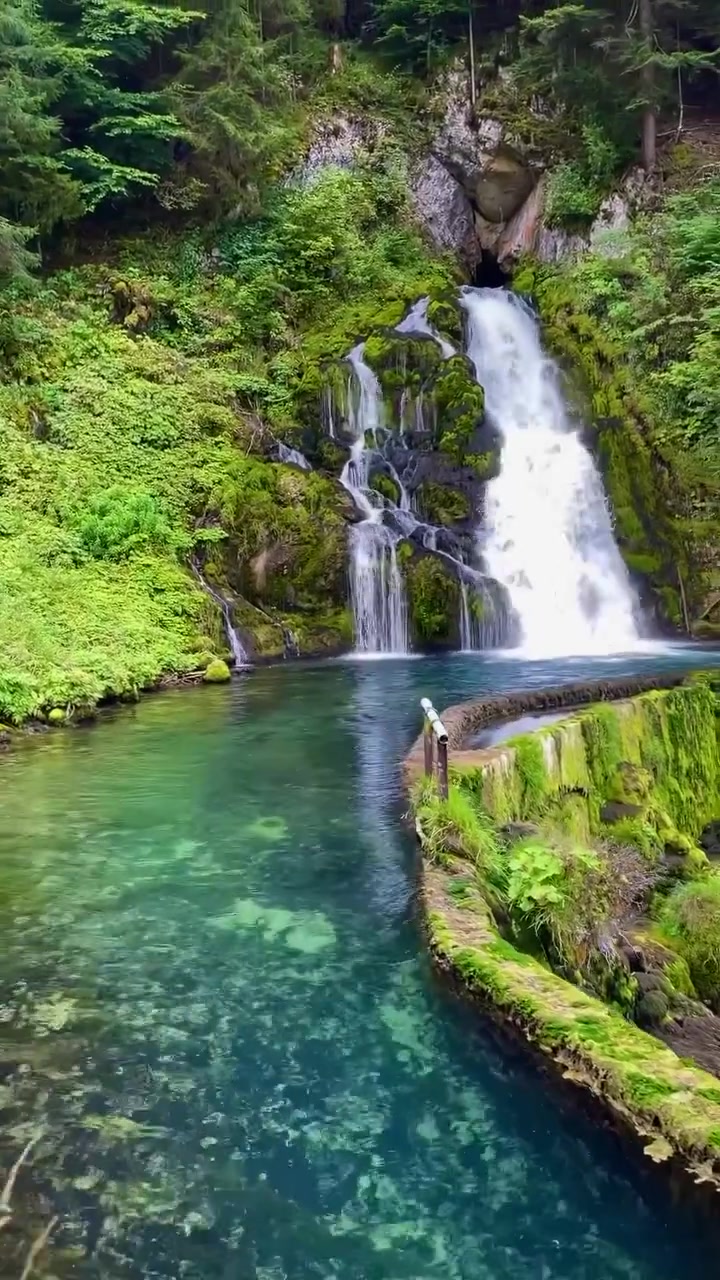 Jaun's Wasserfall: Switzerland's Majestic Waterfall