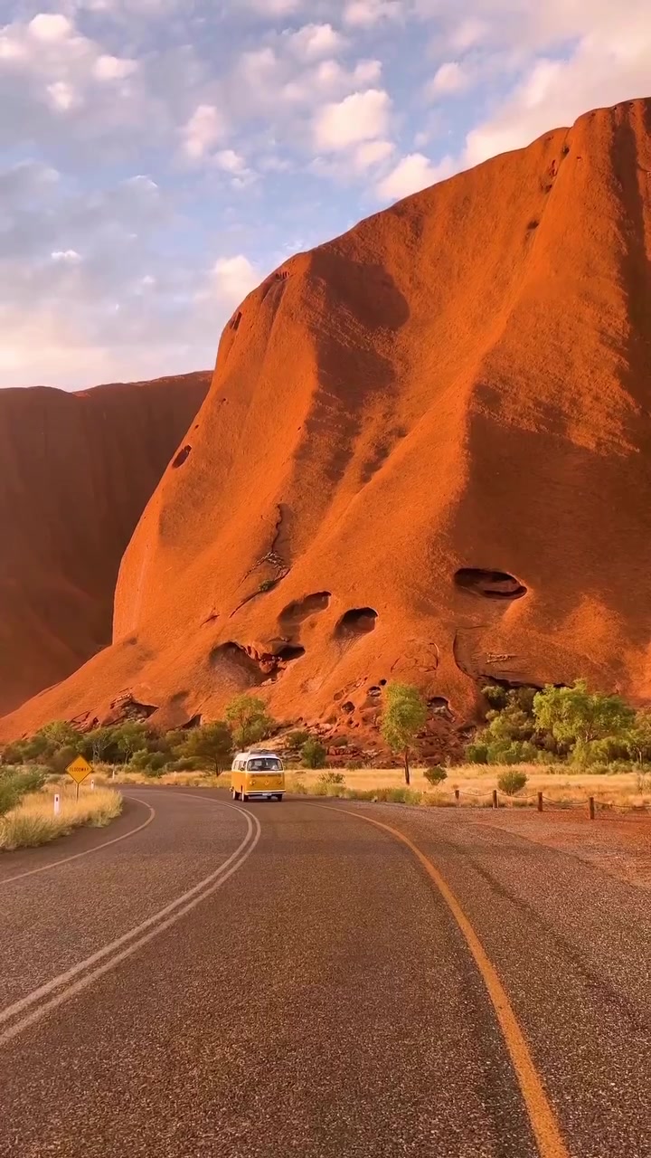 Volkswagen Van Road Trip Near Uluru