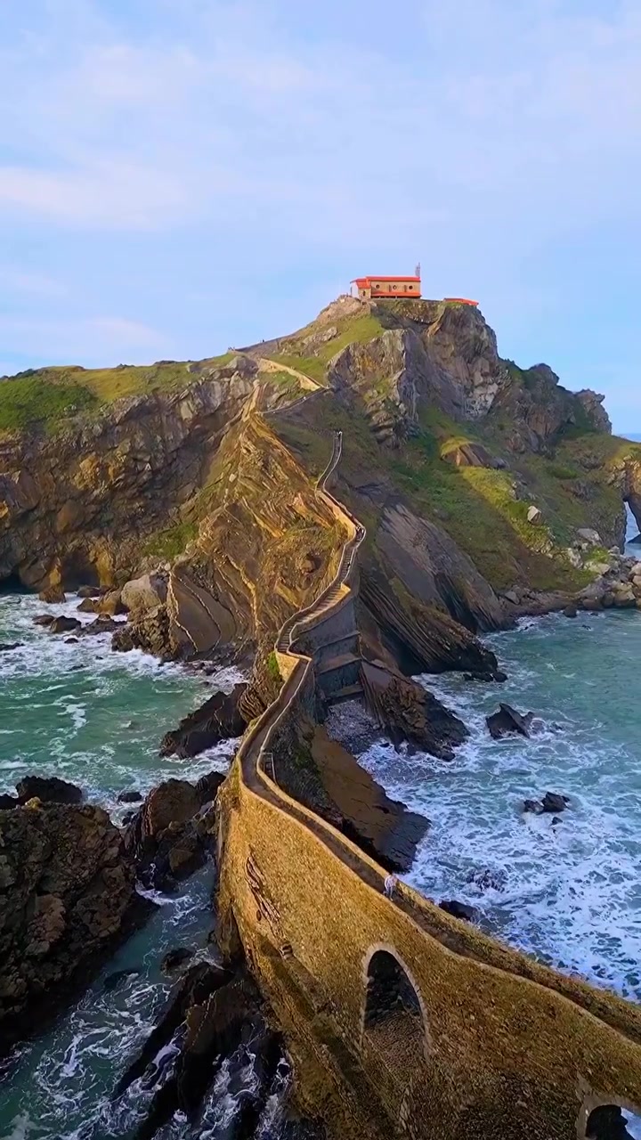Coastal Cliff Staircase: Dramatic Aerial View