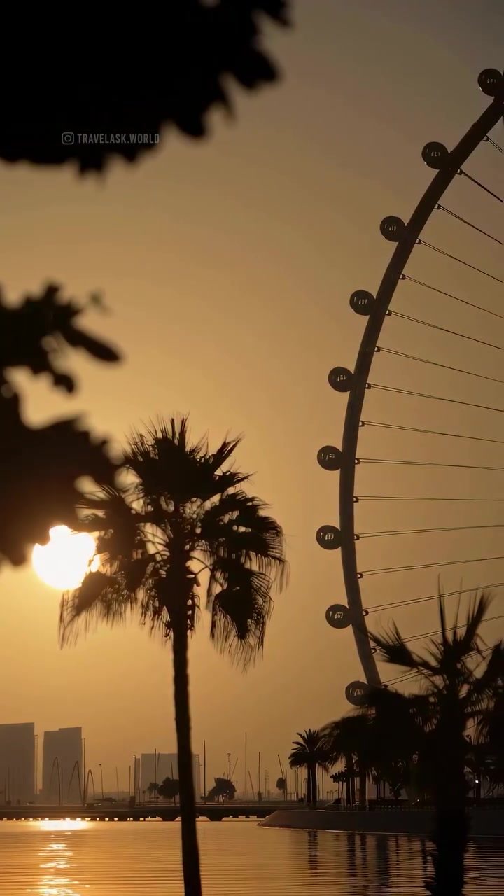 Dubai Sunset: Iconic Skyline and Luxury Resort Views