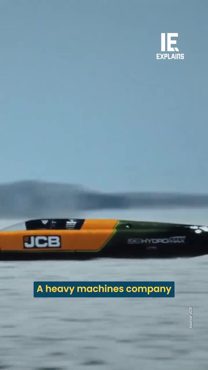 JCB Hydrofoil Speedboat: Design and Speed