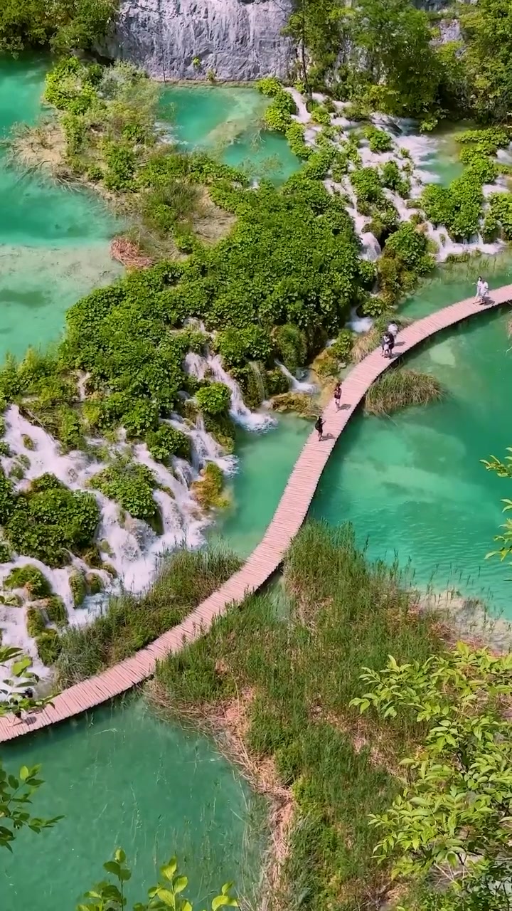 Plitvice Lakes National Park: Croatia's Stunning Beauty