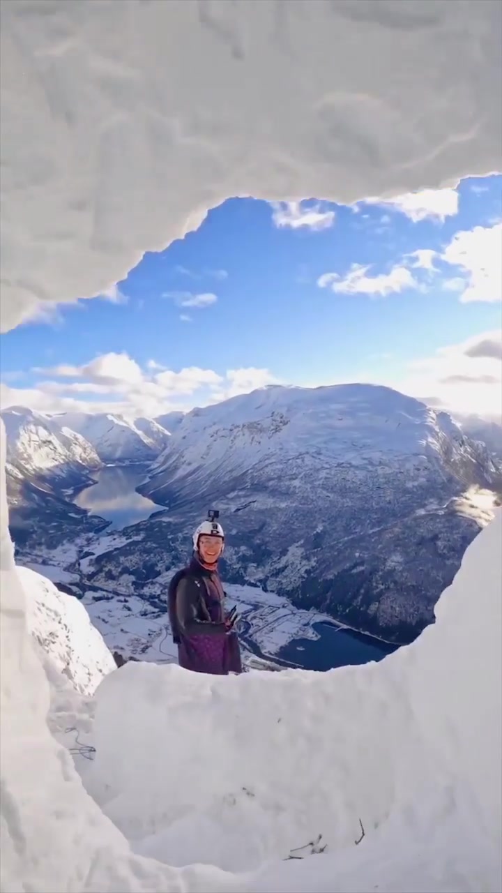 Mountain Skiing: Scenic Winter Adventure