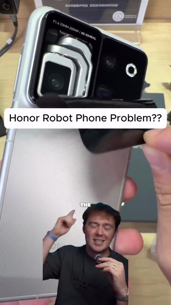 Unboxing the Honor Robot Phone: A $2600 Smartphone with a 200MP Camera