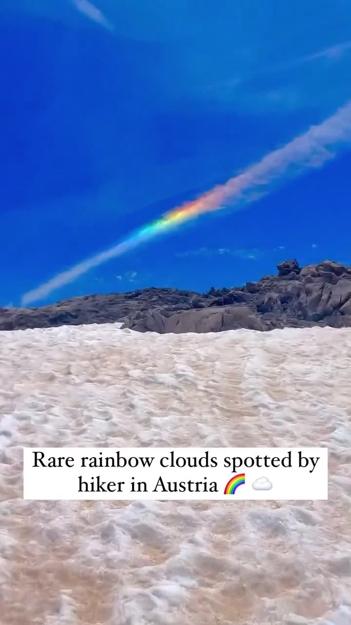 Hiker Spots Rare Iridescent Clouds in Austrian Alps
