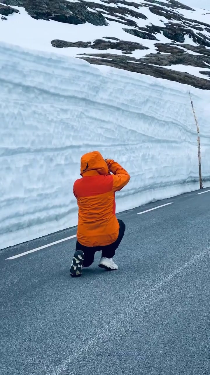Winter Photography on Norway's Mountain Roads