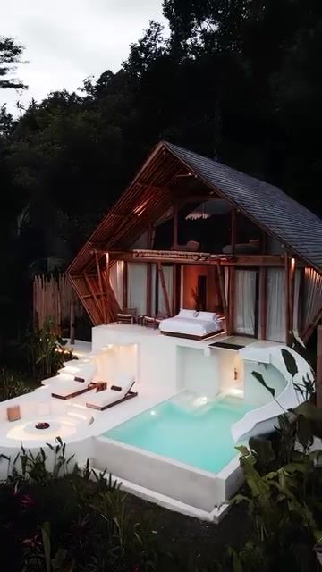 Exceptional Villa Escapes: Luxury & Privacy