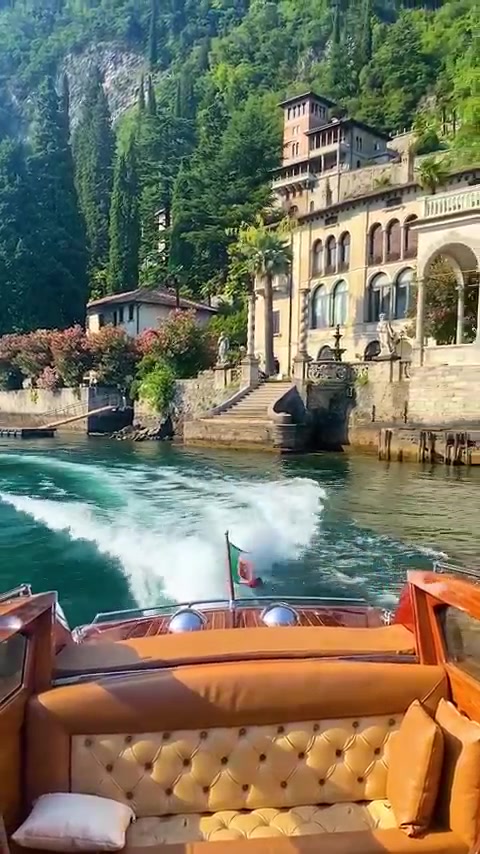 Luxurious Lake Boat Ride with Historic Villa View