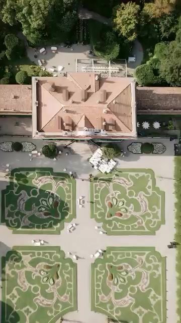 Luxurious Living Italian Lake Estate: A Luxury Estate Tour