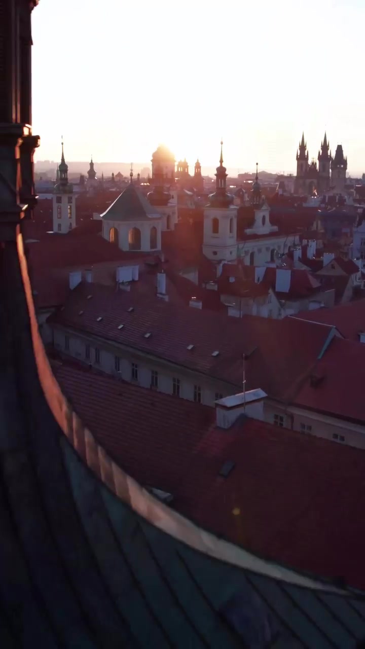 Prague's Iconic Sites: Lennon Wall and Castle