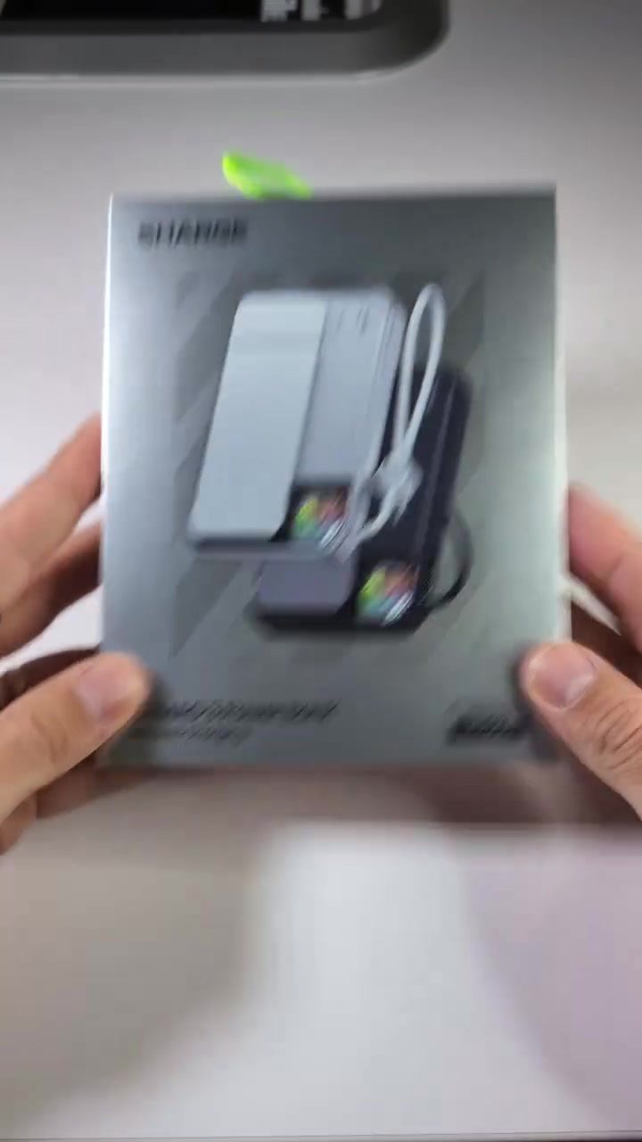 SHARGE ICEMAG 3 Power Bank: Wireless Charging, Fast
