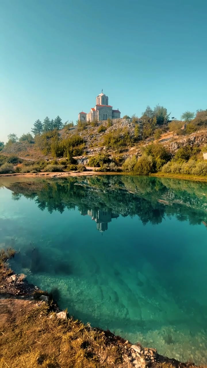 Historic Building Lake Diving Experience