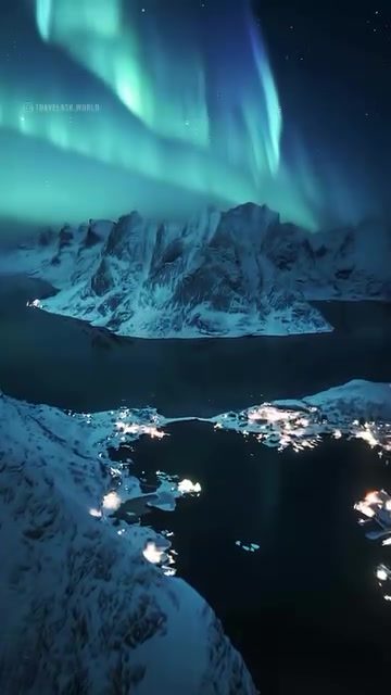 Chasing the Northern Lights: Kayaking and Relaxation Under the Aurora