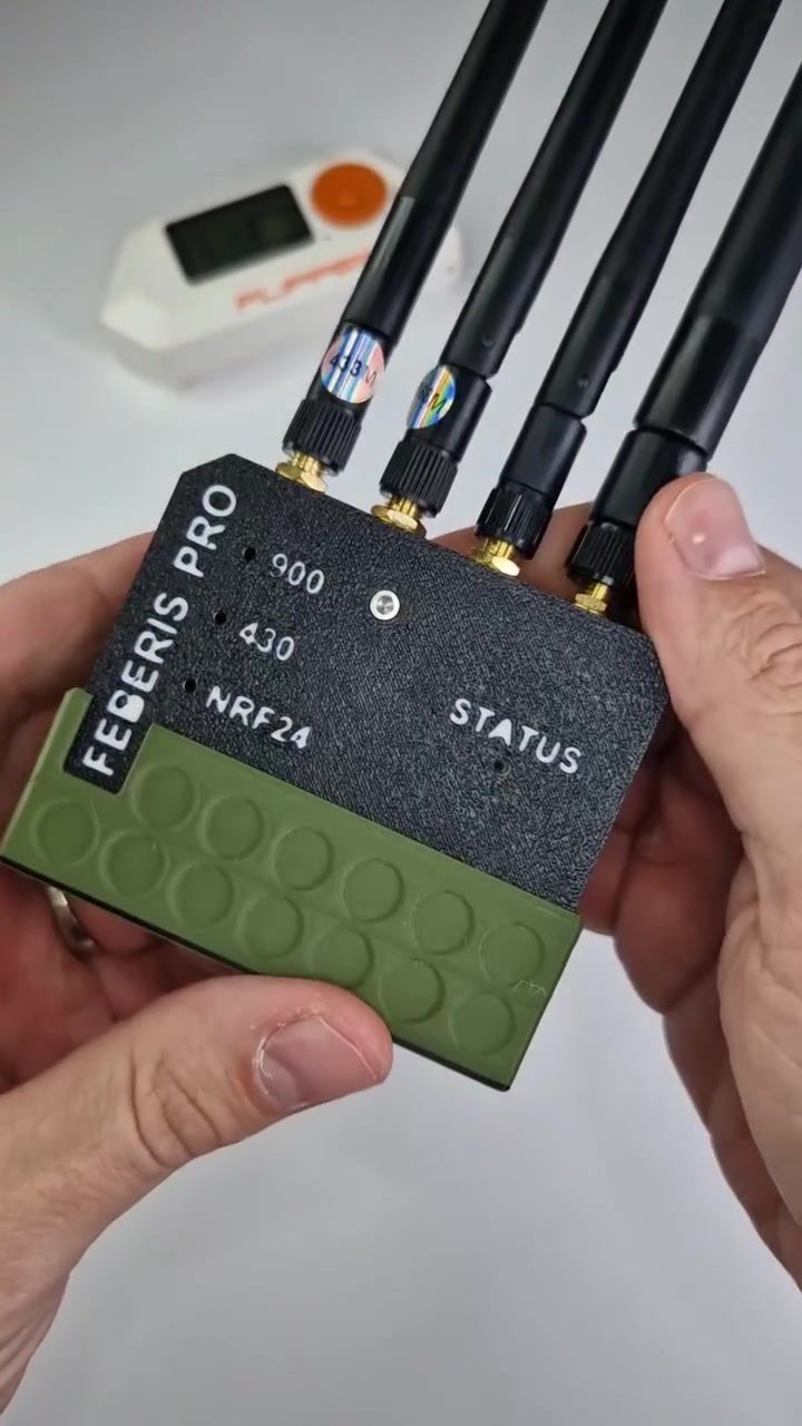 Federis Pro: Exploring the 4-in-1 Expansion Board for Flipper Zero