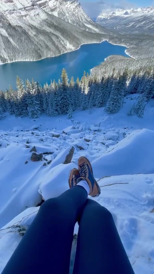 Peyto Lake Winter Hike: Banff National Park