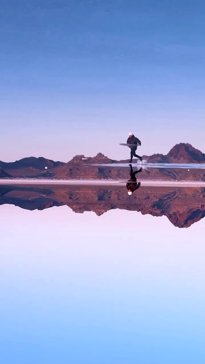 Flyboarding at Salar de Uyuni: Aerial Thrills