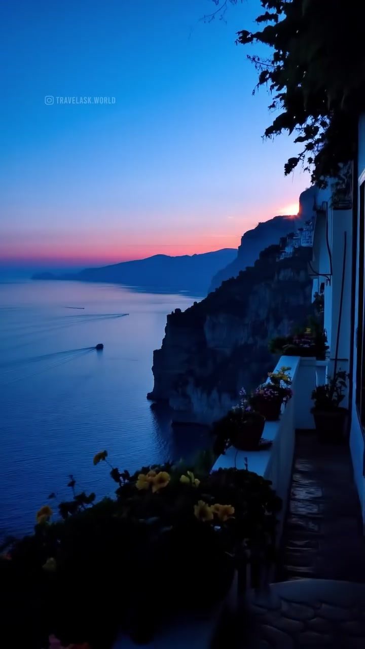 Discover the Magic of the Mediterranean: Sunsets, Terraces, and Relaxation